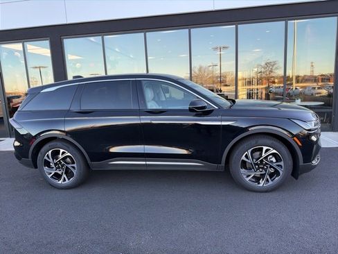 New 2026 Lincoln Nautilus Premier w/ Equipment Group 102A image 2