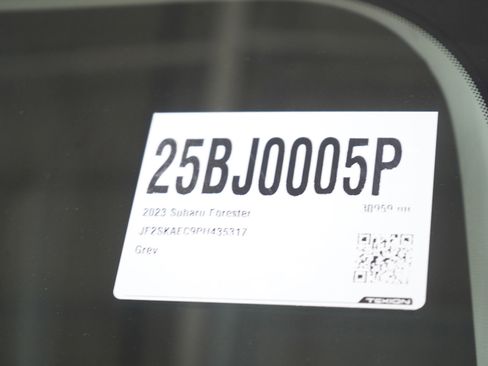 Used 2023 Subaru Forester Premium image 30