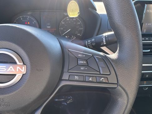 Used 2024 Nissan Altima 2.5 S image 26