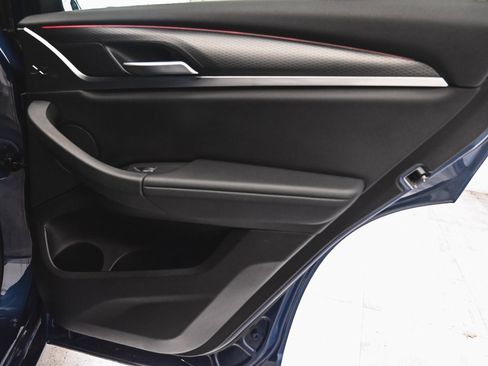 Used 2022 BMW X4 xDrive30i w/ M Sport Package 2 image 12