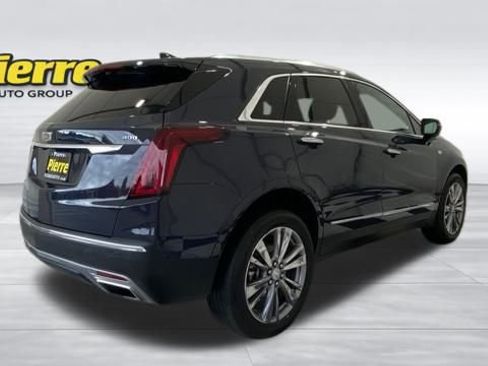 Used 2025 Cadillac XT5 Premium Luxury image 5