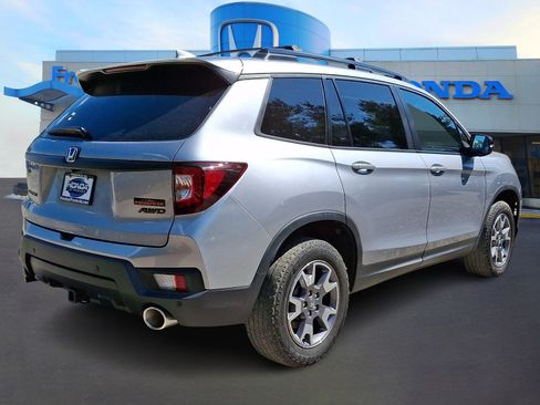 Certified 2023 Honda Passport TrailSport image 6