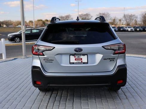 Certified 2023 Subaru Outback Onyx Edition XT image 4