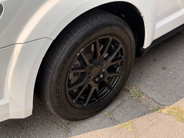 Used 2018 Dodge Journey SE w/ Blacktop Package FWD image 12