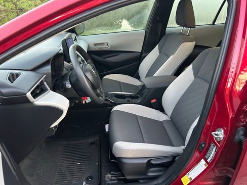 Used 2023 Toyota Corolla LE image 14