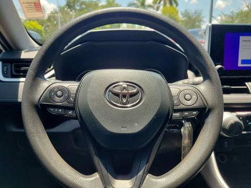 Used 2024 Toyota RAV4 LE AWD/4WD image 14