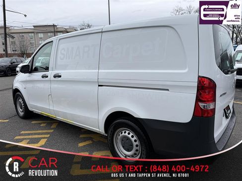 Used 2022 Mercedes-Benz Metris image 4