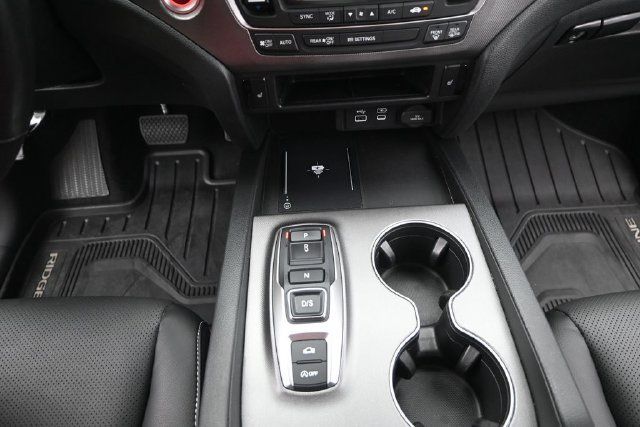 Used 2025 Honda Ridgeline RTL image 9