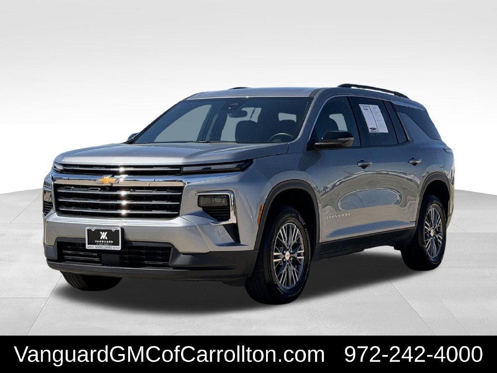 Used 2025 Chevrolet Traverse LT FWD image 5