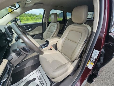 Used 2020 Lincoln Corsair Standard image 19
