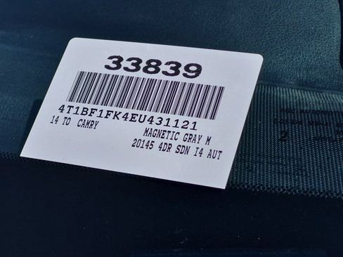 Used 2014 Toyota Camry SE FWD image 17