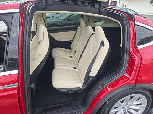 Used 2018 Tesla Model X 100D AWD/4WD image 5
