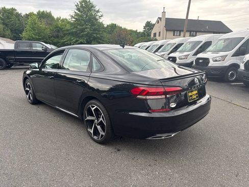 Used 2020 Volkswagen Passat 2.0T R-Line FWD image 3