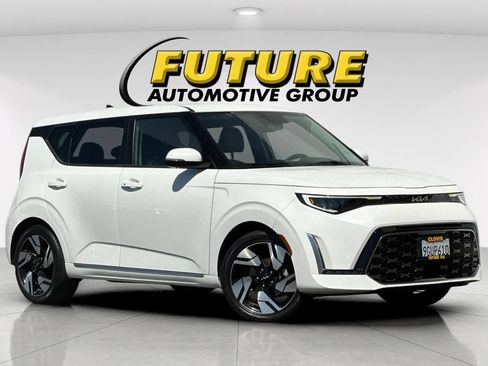 Certified 2023 Kia Soul GT-Line w/ GT-Line Technology Package FWD image 1