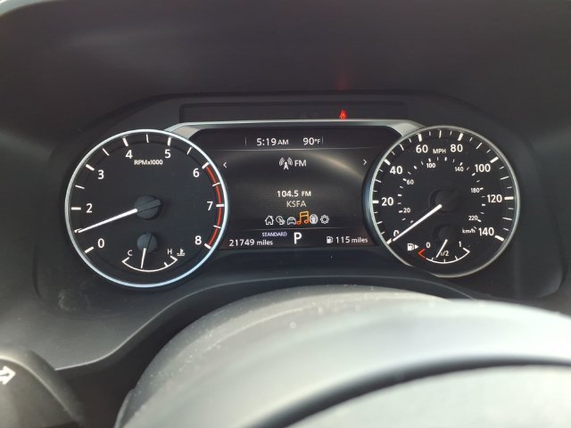Used 2024 Nissan Rogue SV w/ SV Premium Package FWD image 23