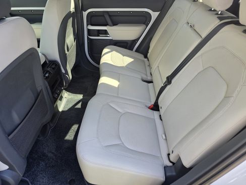 Used 2023 Land Rover Defender 110 SE AWD/4WD image 14