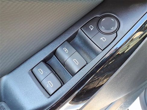 New 2026 Chevrolet Equinox LT w/ LPO, Floor Liner Package image 13