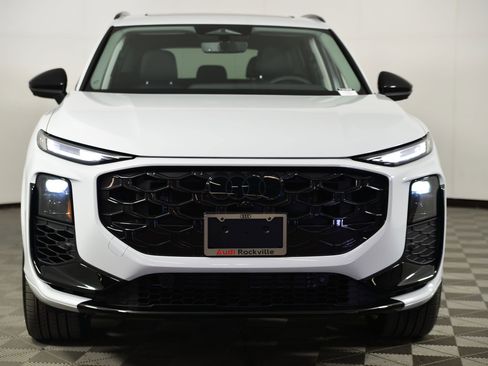 New 2026 Audi Q3 quattro 2.0T AWD/4WD image 6