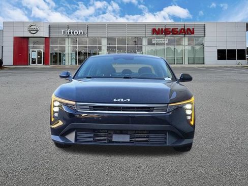 Used 2025 Kia K4 FWD image 2