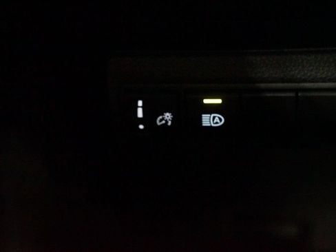 Certified 2024 Toyota Corolla LE FWD image 22