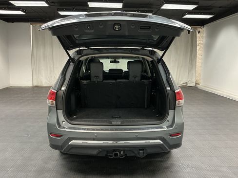 Used 2015 Nissan Pathfinder Platinum w/ Family Entertainment Package FWD image 25