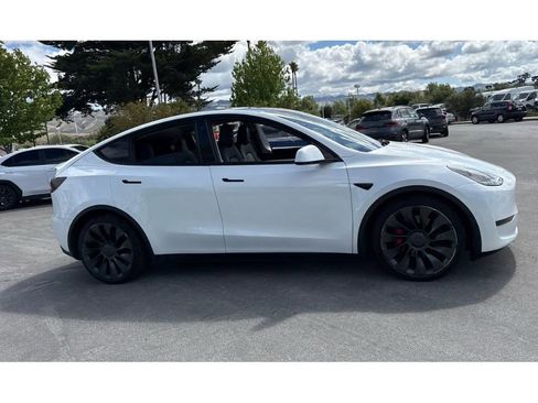 Used 2021 Tesla Model Y Performance AWD/4WD image 4