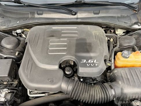 Used 2015 Dodge Charger SE w/ Popular Equipment Group image 22