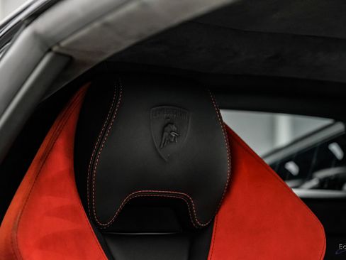 Used 2015 Lamborghini Huracan LP 610-4 AWD/4WD image 57