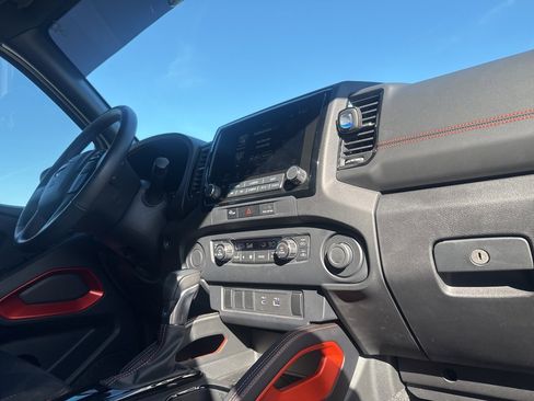 Used 2024 Nissan Frontier Pro-X w/ Tow Package image 28