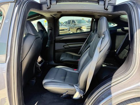 Used 2022 Tesla Model X Plaid AWD/4WD image 6