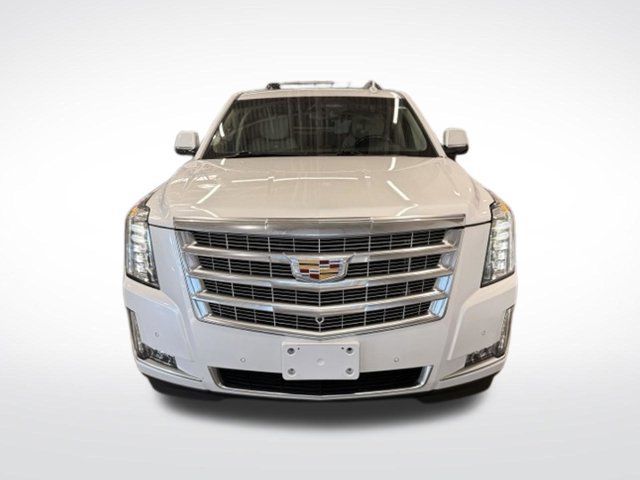 Used 2018 Cadillac Escalade Luxury w/ LPO, Radiant Package AWD/4WD image 2