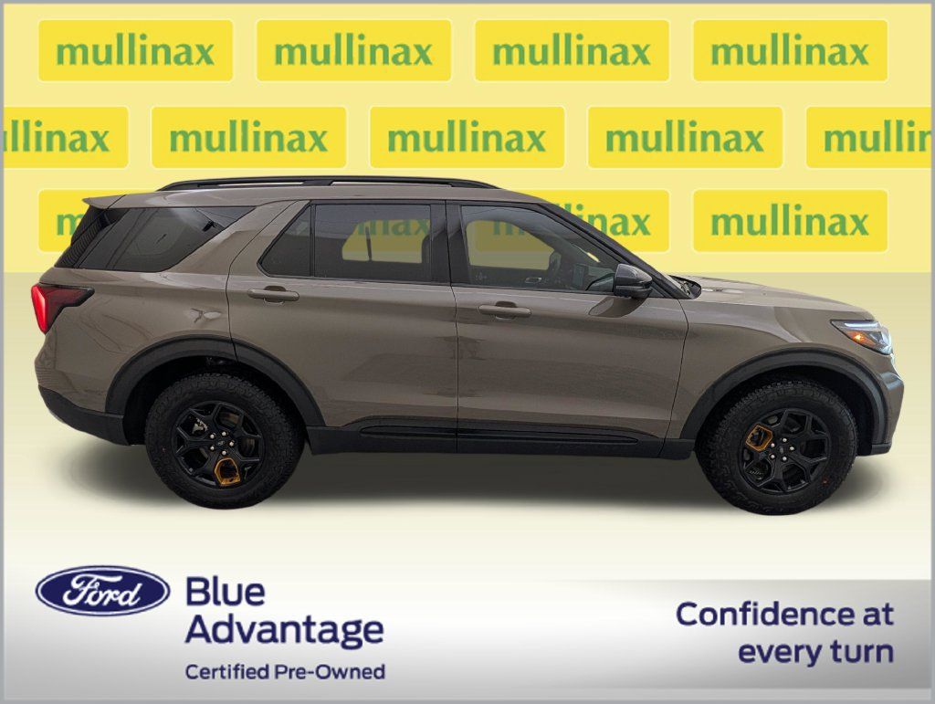 Used 2026 Ford Explorer Tremor w/ Tremor Ultimate Package AWD/4WD image 2