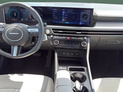 Used 2025 Hyundai Sonata SEL FWD image 19