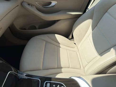 Used 2022 Mercedes-Benz GLC 300 image 16