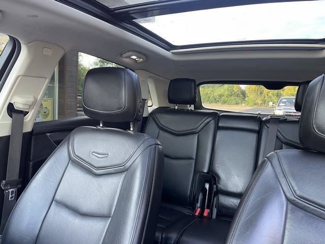 Used 2019 Cadillac XT5 Luxury AWD/4WD image 15