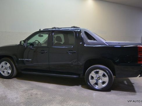 Used 2007 Chevrolet Avalanche LT w/ LT Preferred Equipment Group image 30