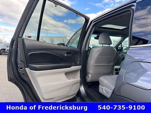 Used 2019 Honda Pilot EX-L image 32