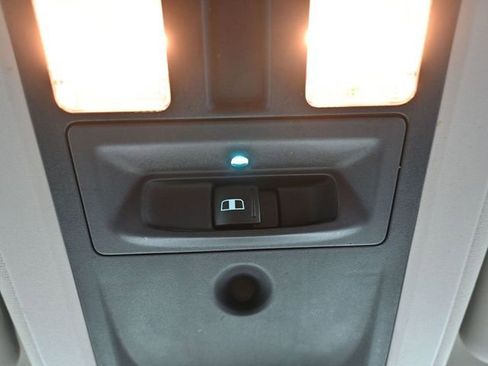 Used 2012 RAM 1500 Big Horn image 30