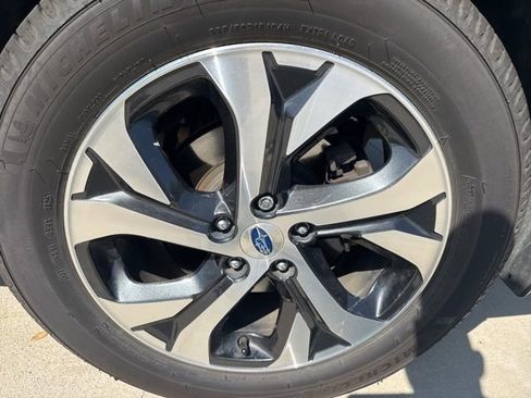 Used 2020 Subaru Outback Touring XT image 8