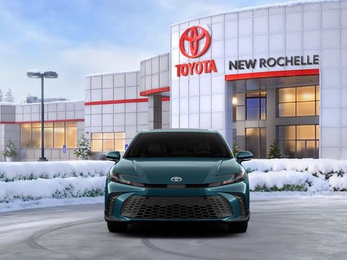 New 2026 Toyota Camry SE image 17