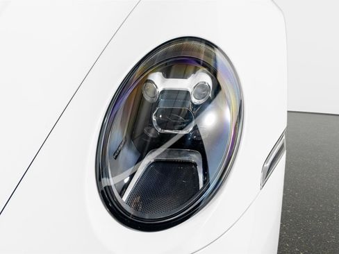 Used 2023 Porsche 911 Carrera T RWD image 18