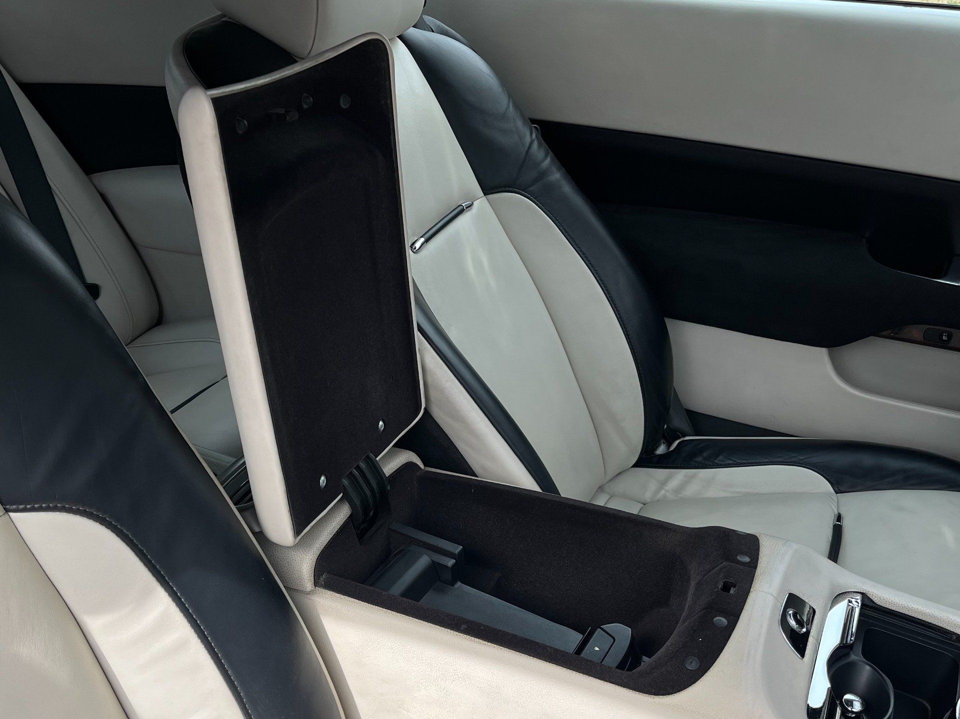 Used 2016 Rolls-Royce Wraith RWD image 22