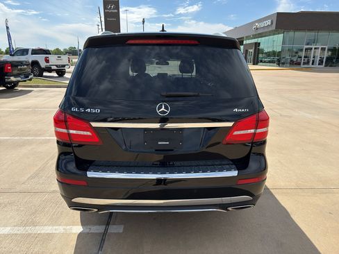 Used 2018 Mercedes-Benz GLS 450 4MATIC w/ Premium Package image 22