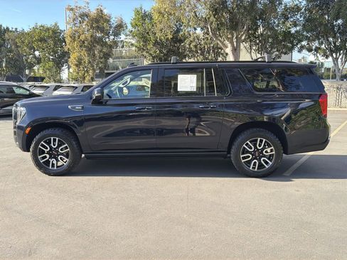 Used 2022 GMC Yukon XL AT4 w/ Max Trailering Package image 3