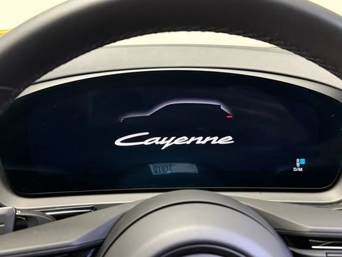 Certified 2026 Porsche Cayenne E-Hybrid AWD/4WD image 21