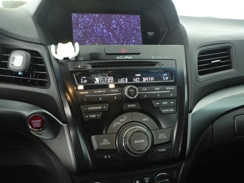 Used 2014 Acura ILX w/ Technology Package image 10