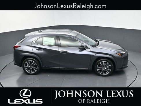 New 2026 Lexus UX 300h FWD image 29