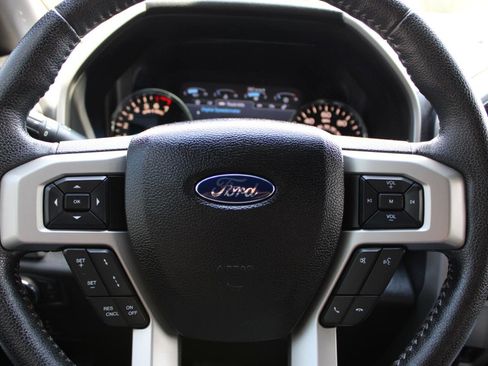 Used 2015 Ford F150 Lariat w/ Equipment Group 502A Luxury image 11