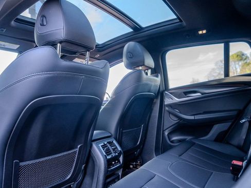 Used 2023 BMW X4 xDrive30i w/ M Sport Package image 21