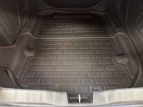 Used 2021 Chevrolet Camaro SS RWD image 22